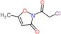 2-(chloroacetyl)-5-methyl-1,2-oxazol-3(2H)-one