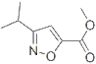 5-Isoxazolecarboxylicacid,3-(1-methylethyl)-,methylester(9CI)