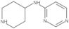 N-4-piperidinil-4-pirimidinamina