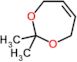 4,7-Dihydro-2,2-diméthyl-1,3-dioxépine