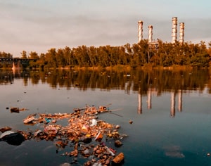 Microcontaminantes en el agua: el desafío analítico del siglo XXI