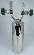 Stainless steel bubbler, 2000ml, vertical, electropolished with fill-port, PCTFE valve stem tip, DOT 4B