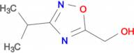 (3-Isopropyl-1,2,4-oxadiazol-5-yl)methanol