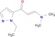 (2Z)-3-(dimethylamino)-1-(1-ethyl-1H-pyrazol-5-yl)prop-2-en-1-one
