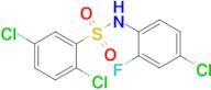 2,5-Dichloro-N-(4-chloro-2-fluorophenyl)benzene-1-sulfonamide