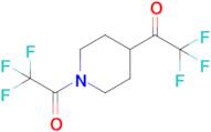 1,1'-(Piperidine-1,4-diyl)bis(2,2,2-trifluoroethan-1-one)