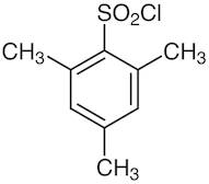 2-Mesitylenesulfonyl Chloride