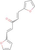 1,5-Di(furan-2-yl)penta-1,4-dien-3-one