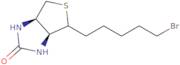 (3as,6ar)-4s-(5-bromopentyl)tetrahydro-1h-thieno[3,4-d]imidazol-2(3h)-one