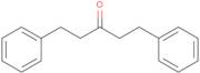 1,5-Diphenylpentan-3-one