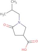 1-Isobutyl-5-oxopyrrolidine-3-carboxylic acid