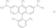 3,6-Bis(dimethylamino)-9-(2,6-dimethylphenyl)-10-methylacridin-10-ium bromide