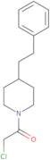 2-Chloro-1-[4-(2-phenylethyl)piperidin-1-yl]ethan-1-one