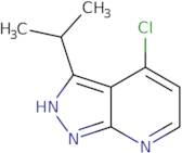 4-Chloro-3-(propan-2-yl)-1H-pyrazolo[3,4-b]pyridine