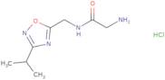 2-Amino-N-((3-isopropyl-1,2,4-oxadiazol-5-yl)methyl)acetamide hydrochloride