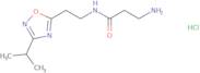 3-Amino-N-(2-(3-isopropyl-1,2,4-oxadiazol-5-yl)ethyl)propanamide hydrochloride