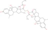 17,17'-(Trisulfanediyldicarbonyl)bis(6α,9-difluoro-11β-hydroxy-16α-methyl-3-oxoandrosta-1,4-dien-1…