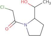 2-Chloro-1-(2-(1-hydroxyethyl)pyrrolidin-1-yl)ethan-1-one