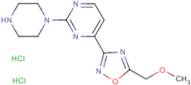4-[5-(Methoxymethyl)-1,2,4-oxadiazol-3-yl]-2-(piperazin-1-yl)pyrimidine dihydrochloride