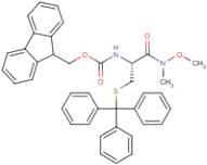 9H-Fluoren-9-ylmethyl N-[(1R)-1-[methoxy(methyl)carbamoyl]-2-[(triphenylmethyl)sulfanyl]ethyl]ca...