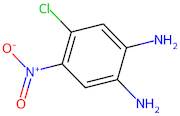 4-Chloro-5-nitrobenzene-1,2-diamine