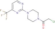 2-chloro-1-{4-[4-(trifluoromethyl)pyrimidin-2-yl]piperazino}ethan-1-one