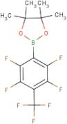 4,4,5,5-Tetramethyl-2-[2,3,5,6-tetrafluoro-4-(trifluoromethyl)phenyl]-1,3,2-dioxaborolane