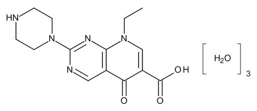 Pipemidic Acid Trihydrate