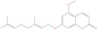 7-Geranyloxy-5-methoxycoumarin