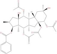 5,8,9,14-Tetraacetoxy-3-benzoyloxy-10,15-dihydroxypepluane