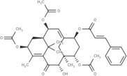 20)abeotaxa-4(20),11-dien-10-one'>2α,7β,13α-Triacetoxy-5α-cinnamoyloxy-9β-hydroxy-2(3->20)abeotaxa…