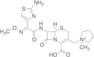 1-[[7-[[(2-Amino-4-thiazolyl)(methoxyimino)acetyl]amino]-2-carboxy-8-oxo-5-thia-1-azabicyclo[4.2.0]oct-2-en-3-yl]methyl]-1-methyl-Pyrrolidinium