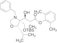 3-[(4S,5S)-N-Benzyl-4-(t-butyldimethylsilyloxymethyl)-5-isopropyloxazoladin-4-yl]-(2R,3S)-3-hydroxy-2-methylpropionic Acid, 2,6-Dimethylphenyl Ester