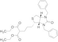 1,3-Diethyl ester 2-[3-[(3aS,4S,6aR)-hexahydro-2-oxo-1,3-bis(phenylmethyl)-1H-thieno[3,4-d]imidazol-4-yl]propyl] Propanedioic acid