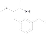 2-​Ethyl-​N-​(2-​methoxy-​1-​methylethyl)​-​6-​methyl-benzenamine