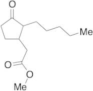 Methyl (3-Oxo-2-pentylcyclopentyl)acetate