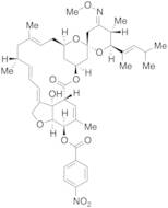 5-O-(4-nitrobenzoyl)moxidectin